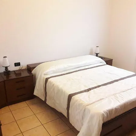 Citta Delle Rose 3 Apartment *